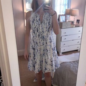 Blue pattern dress!